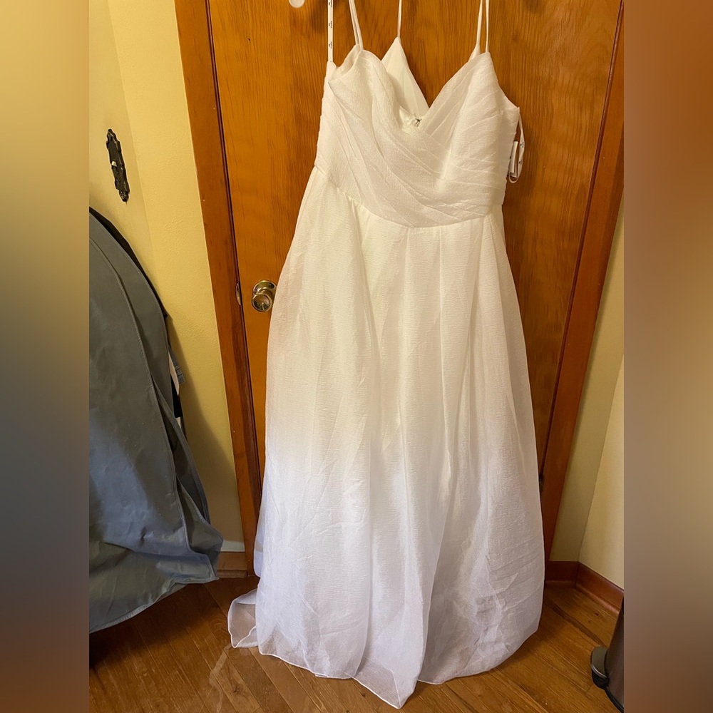 Wedding dress